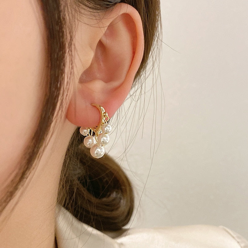 2024 Korean New Simple Temperament Circle Pearl Earrings Fashion Small Versatile Earrings Jewelry